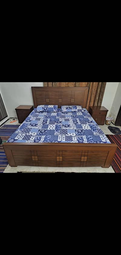 King Size Bed with Mattress + Cooking Range