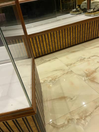 Display table counter