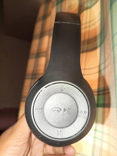 P47 Headphone