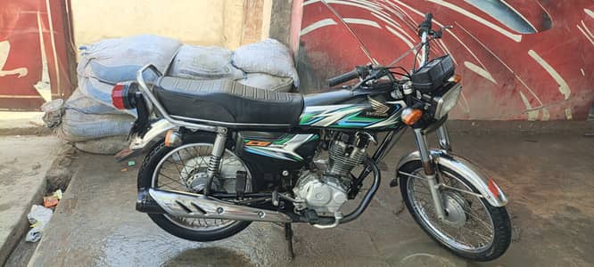 Honda CG 125 2023