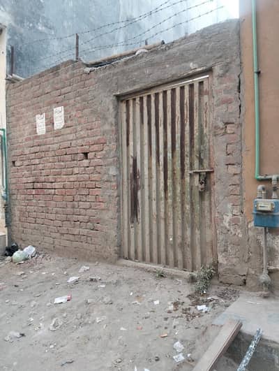 3.5 Marla plot for sale Main bazaar near budh bazaar sheraz Town