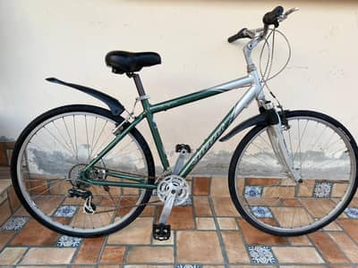 Giant CS 3400 Cross Hybrid Cycle