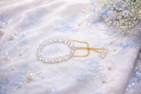 Elegant Handcrafted Pearl & Crystal Bracelet 