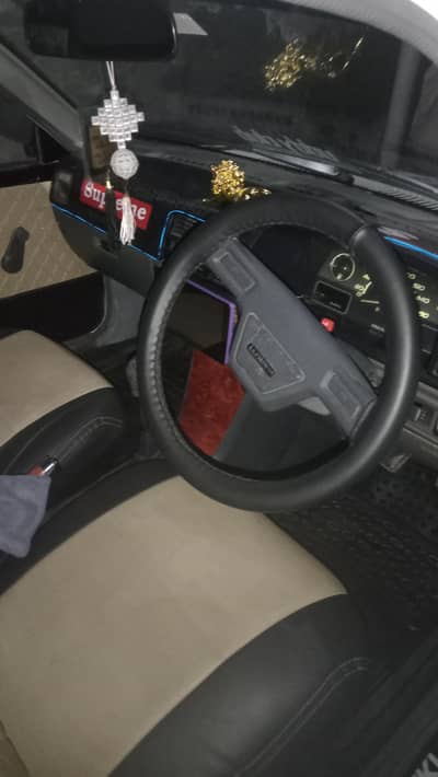 mobile number 03218800979