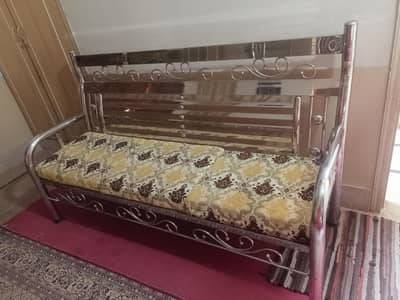Steel framed sofa  10/10 Excellent condition