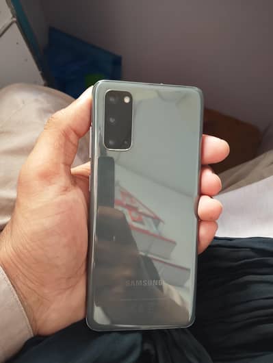 Samsung s20 5g  12/128 9/10 non PTA