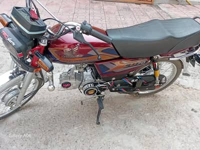 Honda CD 70 model 24/25