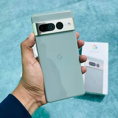 Google pixel 7 pro with box My WhatsApp number 03027144448