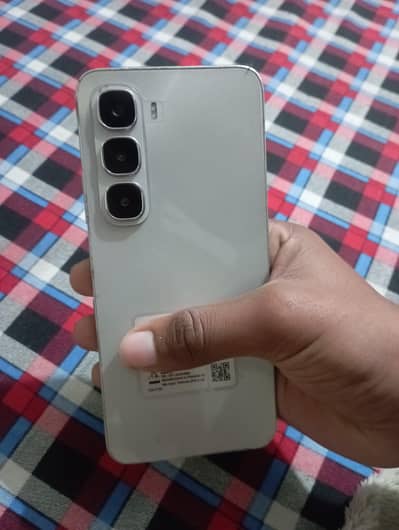 infinix hot 60i 6+6. . 128