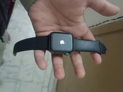 Apple watch series 4 [latest iOS] 16gb