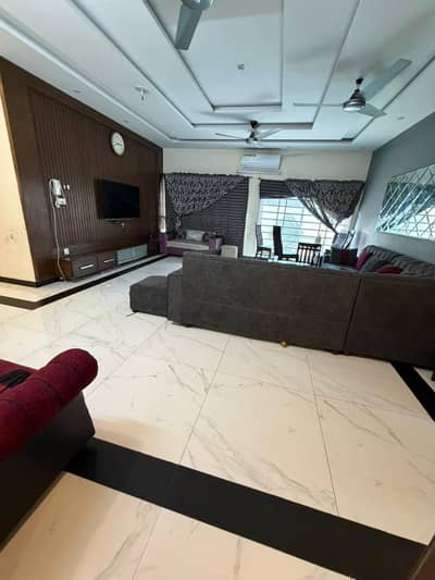 1 kanal Just Like Brand New Ground Floor For Rent ( Original Pic's Attached)