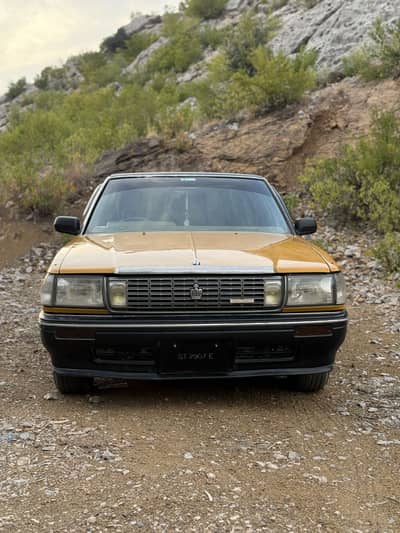 Toyota Crown 1980modal 1988 body