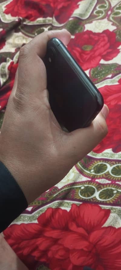 iphone xs max 03209011359