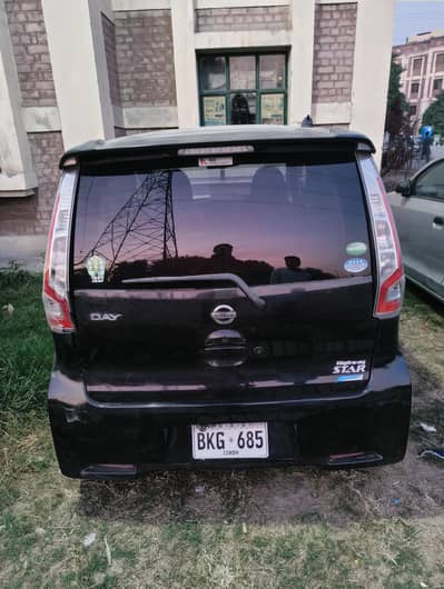 Nissan Dayz Highway Star 14/17 Full Option