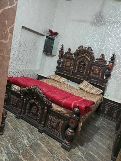 Bed Dressing Side Tables with 2 Bed room Chairs