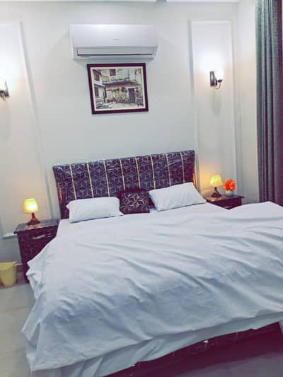 Spanish Furnished House Near Defence Raya Dolmen mall.