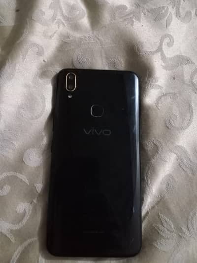 vivo phone all oky condition ha 10/9 pta approved memory 4 64