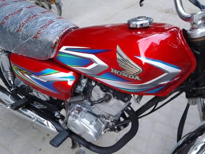 Honda 125 Hyderabad number 21 model