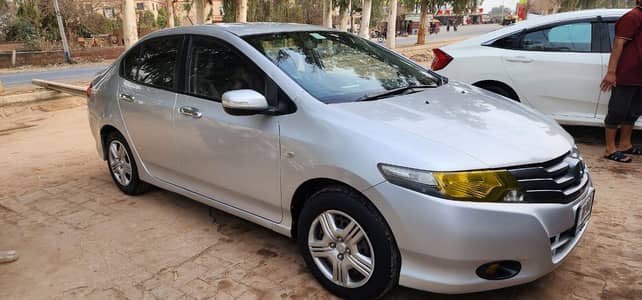 Selling my  Honda city
