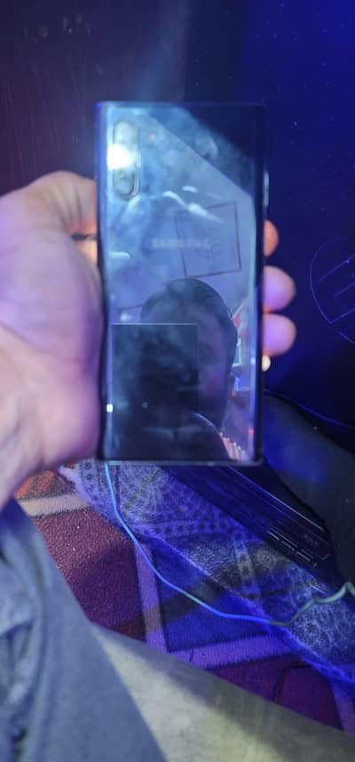 samsung note 10 5g.  12gb 256gb