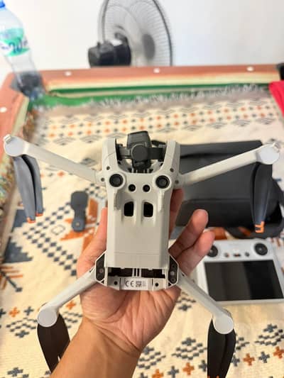 Drone DJI mini 3 pro with full box urgent sale connect wtp no