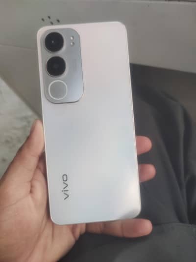 vivoy19s 4gb 128gn box charger ok