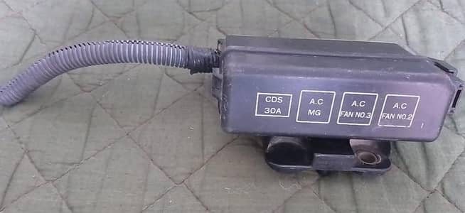 Corolla Indus Fuse Box Japani with Fuse
