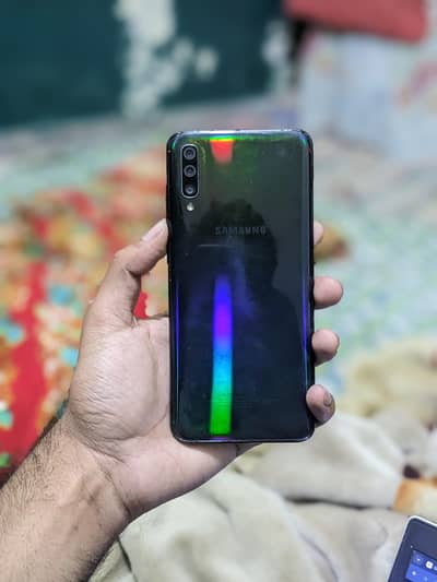 Samsung A70 (6/128) official pta