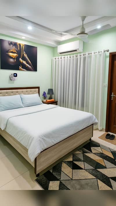 One bedroom furnished apartments available per day in E11 2