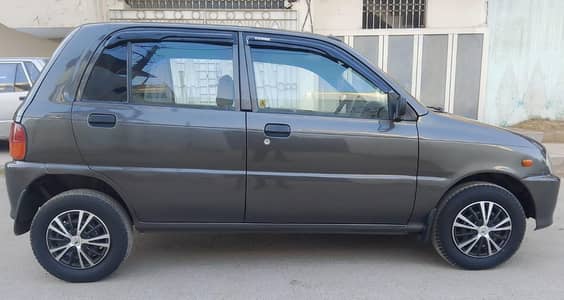 Daihatsu coure car for sel