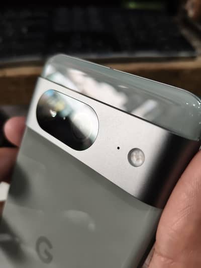 Google pixel 8 Hazel