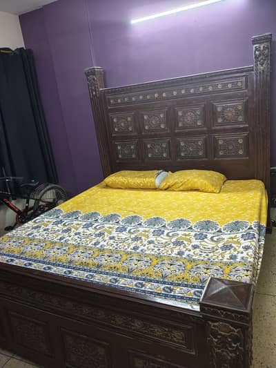 Solid shesham wood king size bed