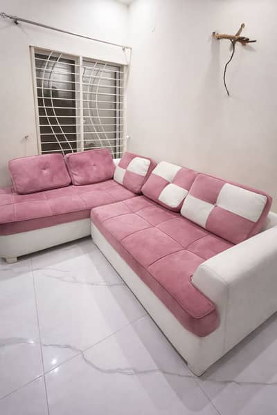 Modern L-Shaped Sofa (White & Pink)
