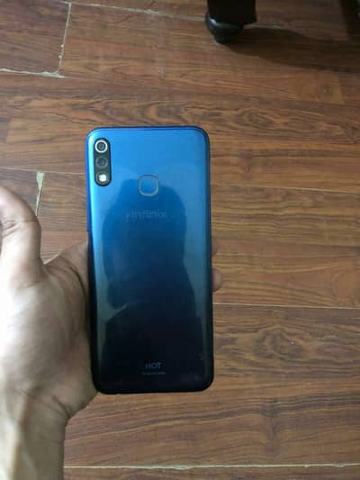 Infinix hot 8 lite
