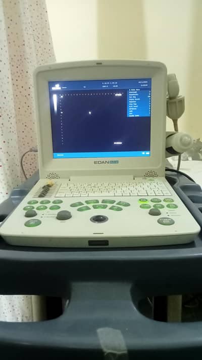 used EDAN dus 60 VET B&W Doopler ultrasound machine with battery