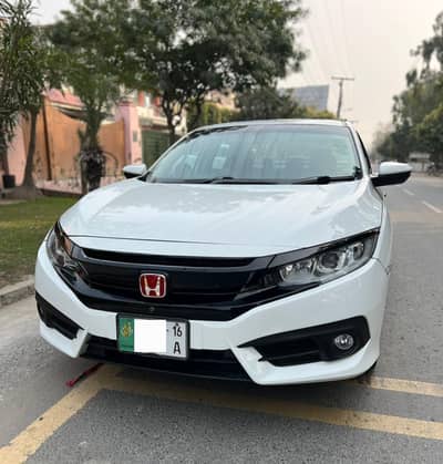 Honda Civic Turbo 1.5 2016 total genuine paint