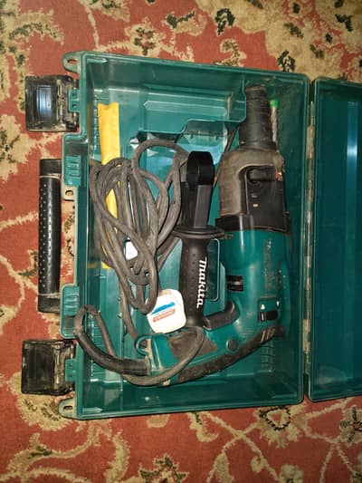 Makita Drill HR2460 Rotary Hammer SDS