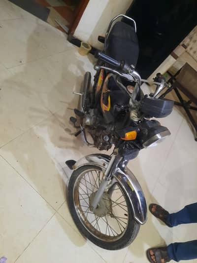 dhoom 2015 model urgent sell