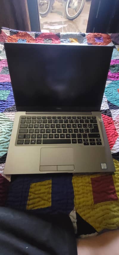 Dell latitude 7400
