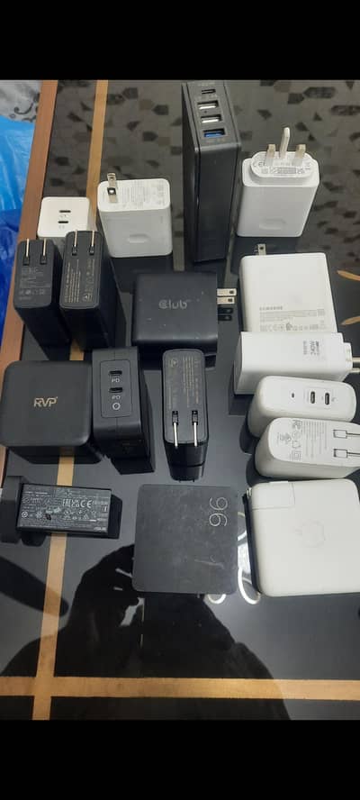 Laptop books Chargers 100% original type c