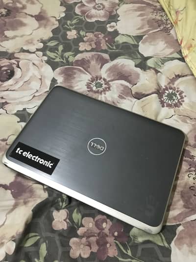Dell laptop core i7 touch display