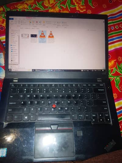 Lenovo laptop corei5 6 generation