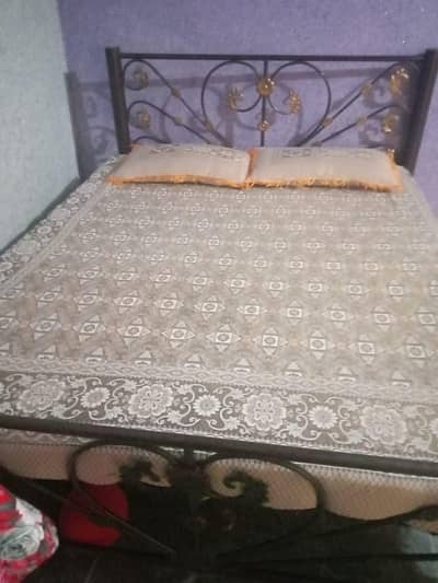 iron double bed in reasonable price