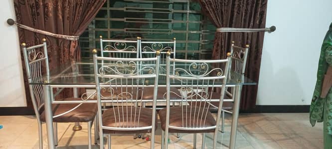 dining table for sale