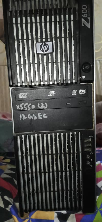 Intel hp z600 tower zeon PC moder botd DDR3 12gb ram hhd hard 500gb