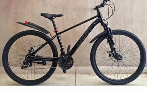 Giant Mountain Bike 26" – Dual breaks and gears