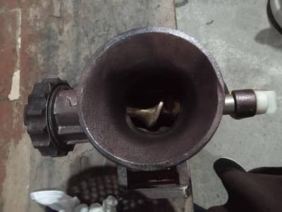 meet gredar قیمے والی مشین