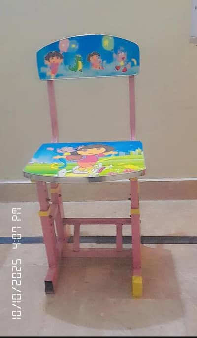 Study table for kids