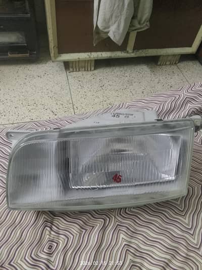 Head Light brandnew original Pata nahi kis ghari ki hai