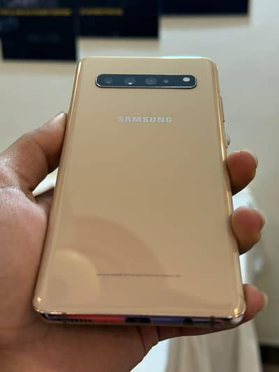 SAMSUNG GALAXY S10 5G 10/10 CONDITION